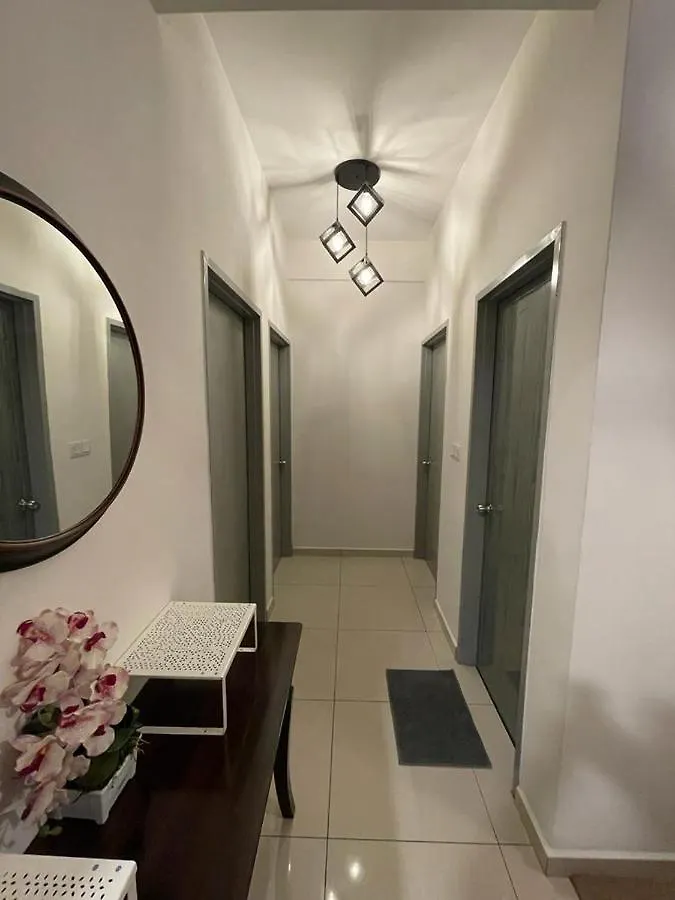 Meru Ipoh Residence Wifi+Pool شقة